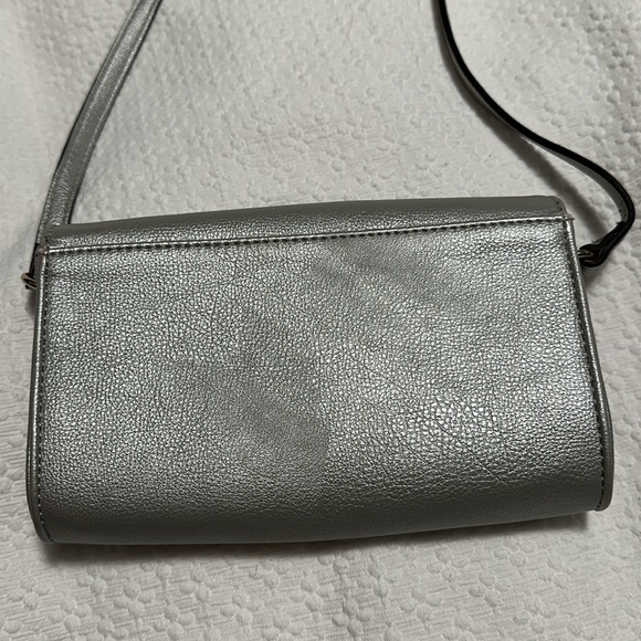 Anne Klein - Picture 3 of 3